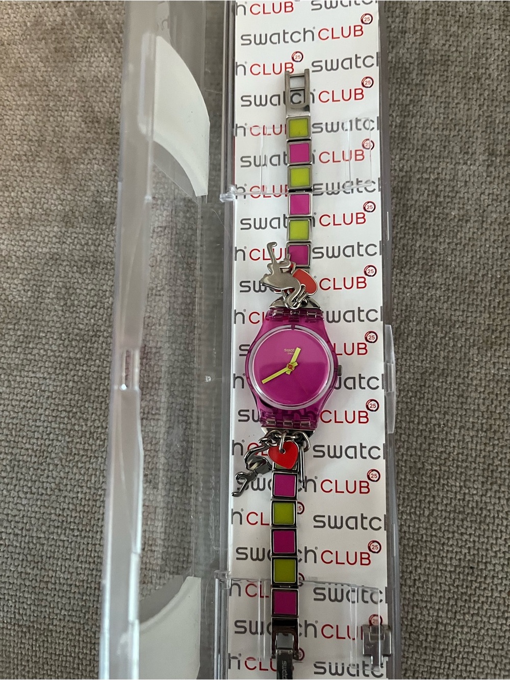 Swatch Club 1980s FLORIDA BREEZE Pink and Lime Green Charm Bracelet Watch, Rare! - Picture 4 of 5